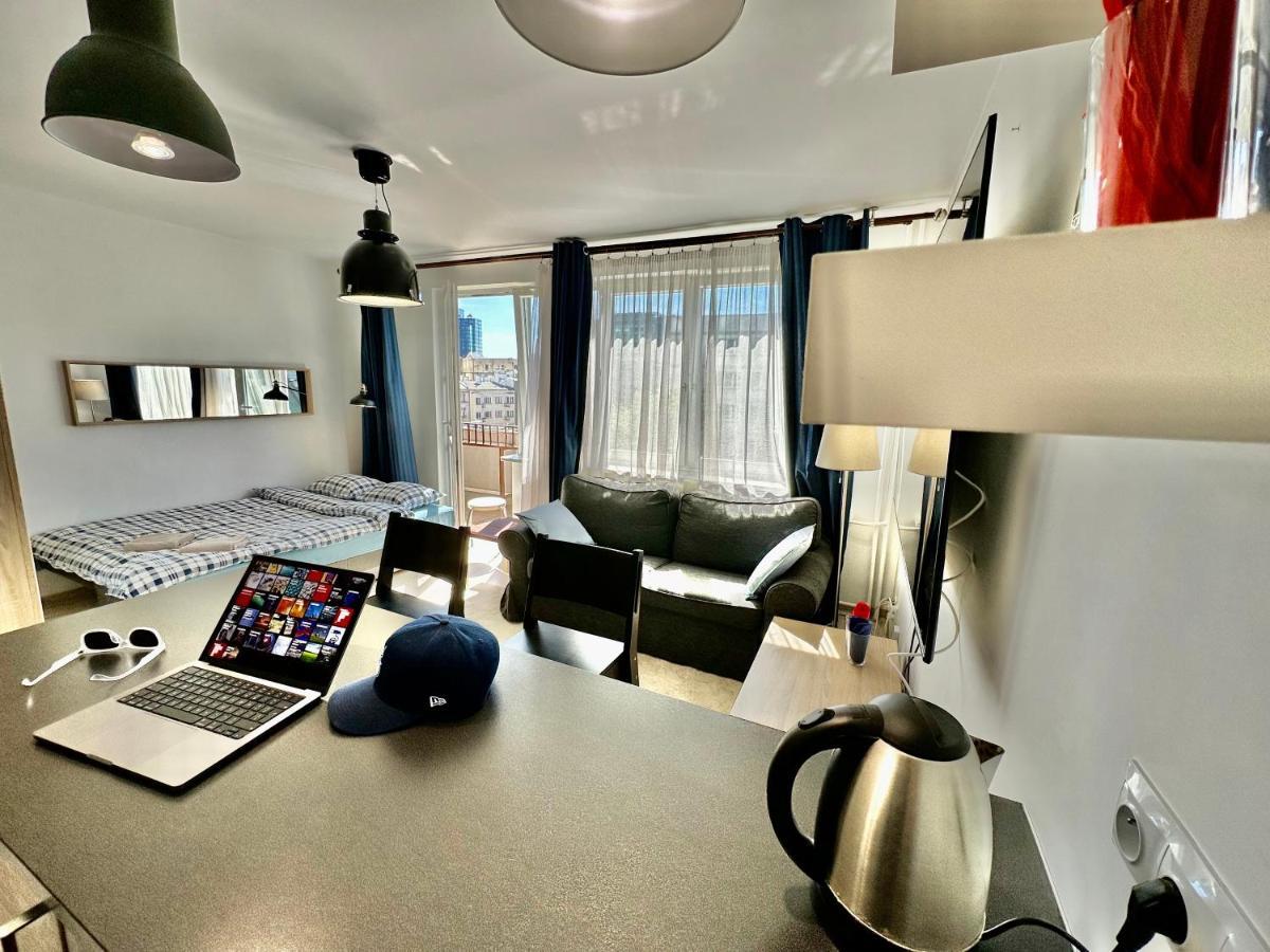 Апартаменти Neon 2 - Fast Wifi 70'Tv Netflix Hbo Max Appletv+ Варшава Екстер'єр фото
